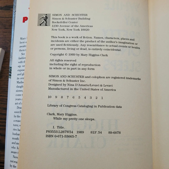 While My Pretty One Sleeps Mary Higgins Clark Hardcover Book - Picture 3 of 3
